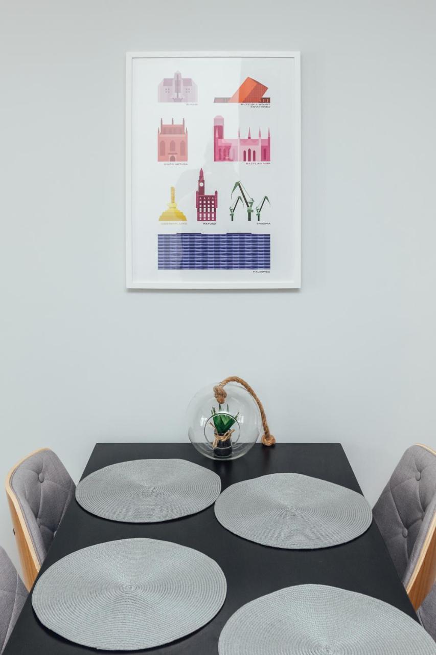 Pobookowane Chmielna Apartments Old Town グダニスク エクステリア 写真